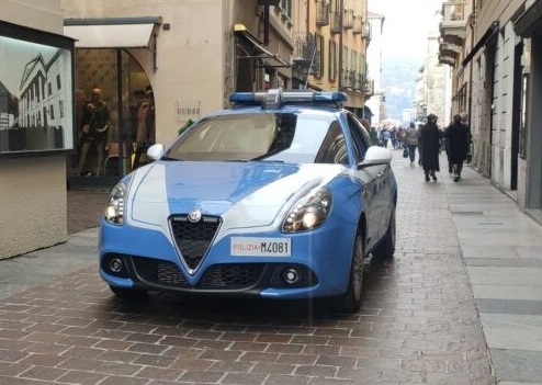 Rapina in profumeria a Como, arrestato 28enne ecuadoriano