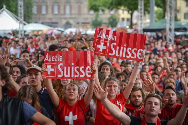 Svizzera-Spagna agli Europei, maxischermo a Lugano