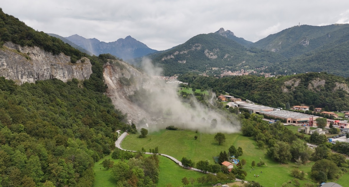 Scarenna-Caslino d’Erba, ufficialmente ripartiti i lavori sulla strada interrotta dal 2010