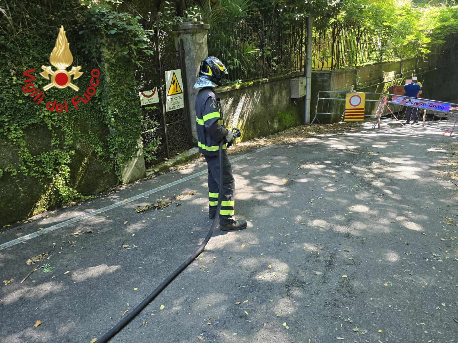 Como, collassa la strada in via Valeria: chiusa temporaneamente la galleria ferroviaria Monte Olimpino 1