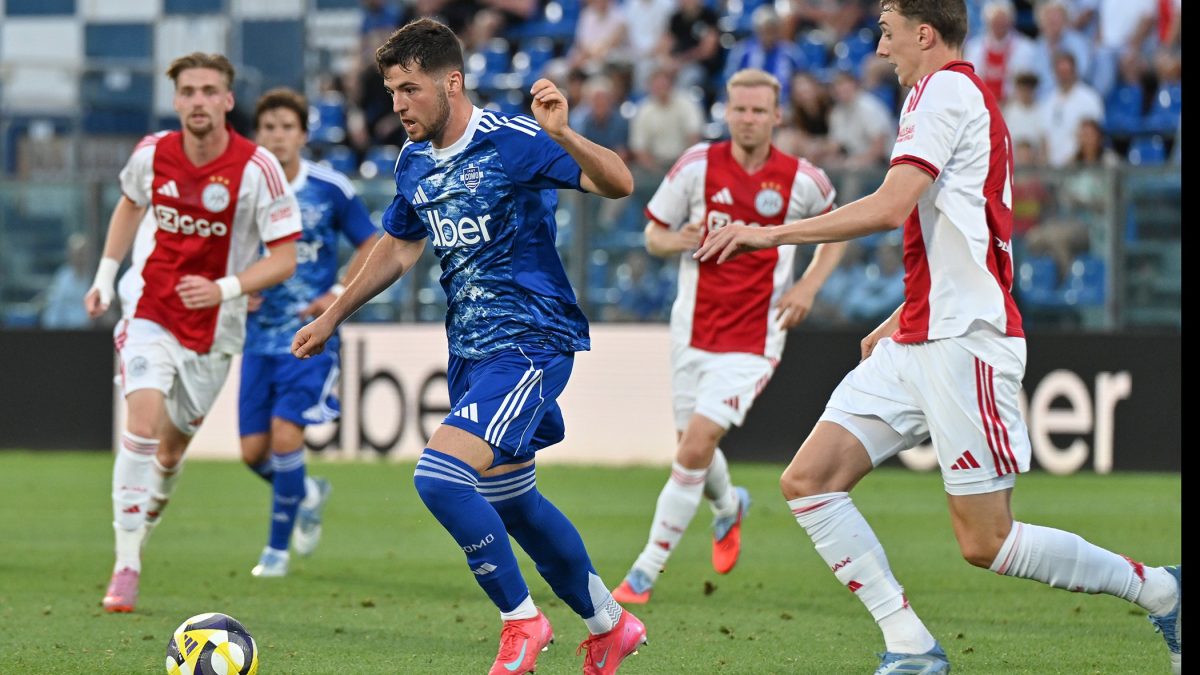 Como-Ajax, finale della Como Cup (foto Roberto Colombo)