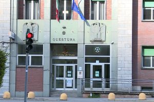 questura di Como