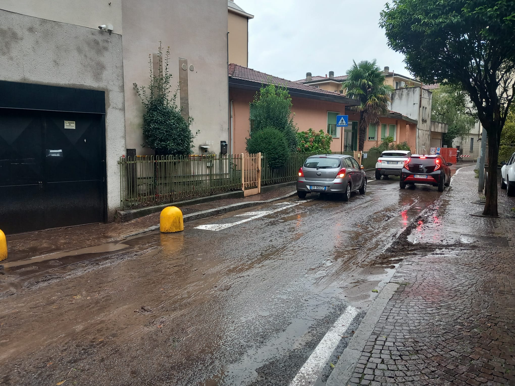 Le previsioni meteo: forte instabilità per tutto il giorno. Domani torna il sole