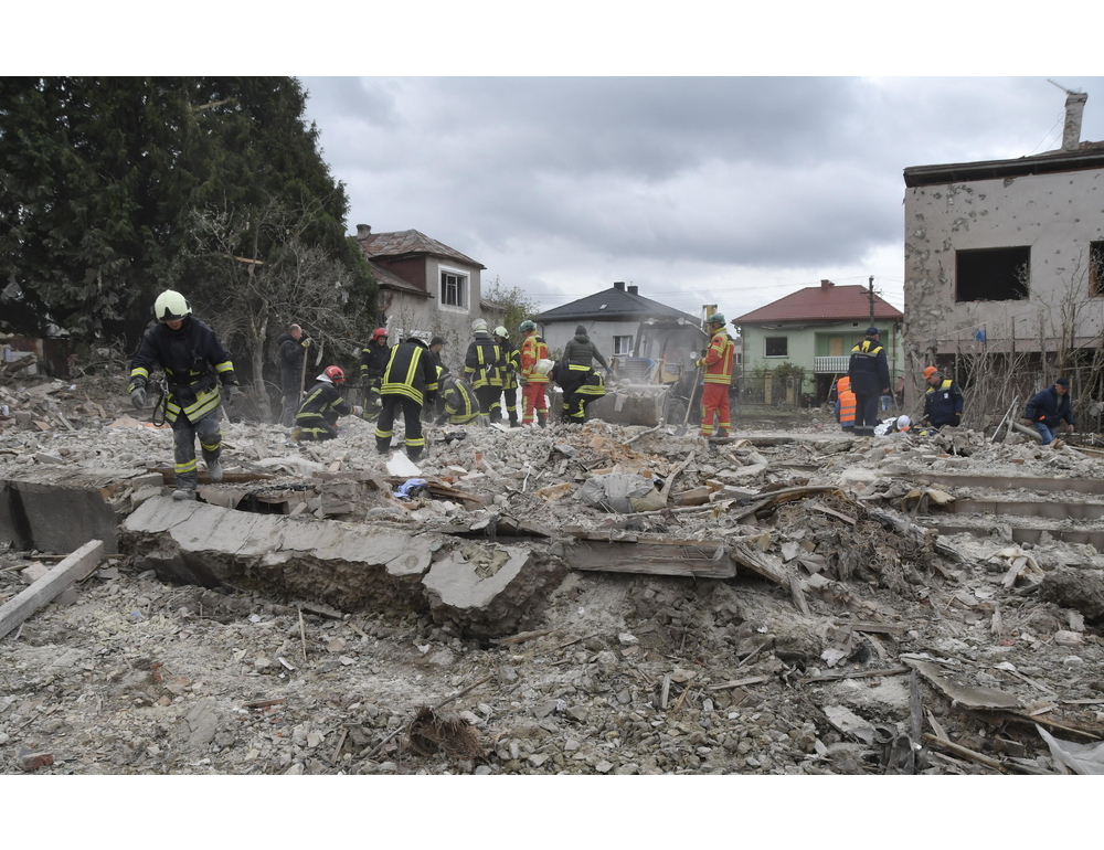 Ucraina: Droni sulla Poltava, colpiti edifici amministrativi