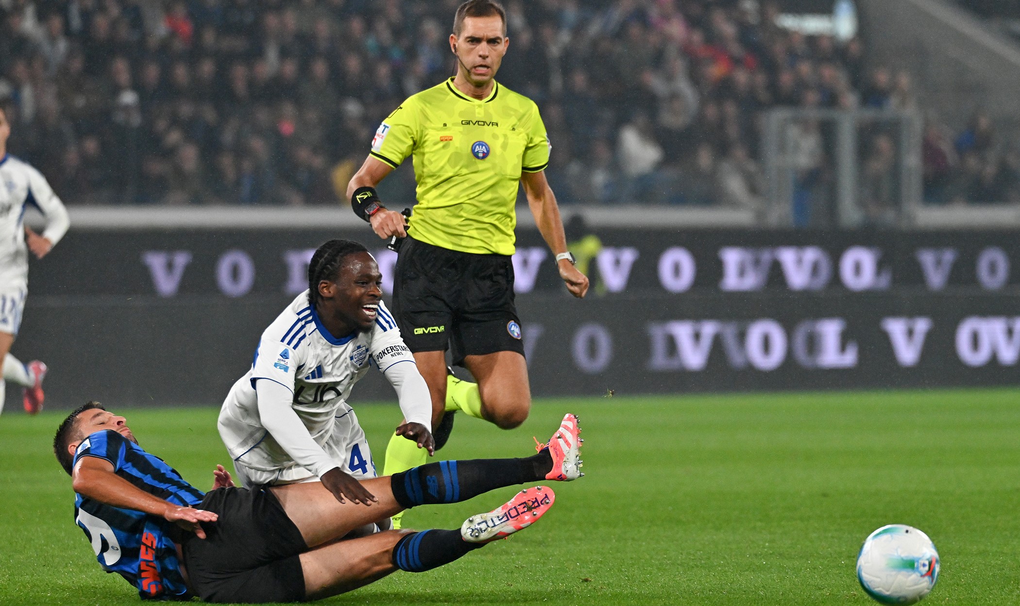 Allo stadio Maradona per Napoli-Como fischia Zufferli di Udine