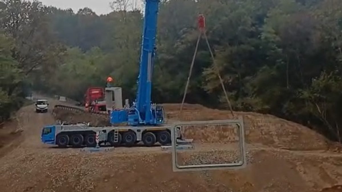 provinciale 38 posa dei cunicoli prefabbricati