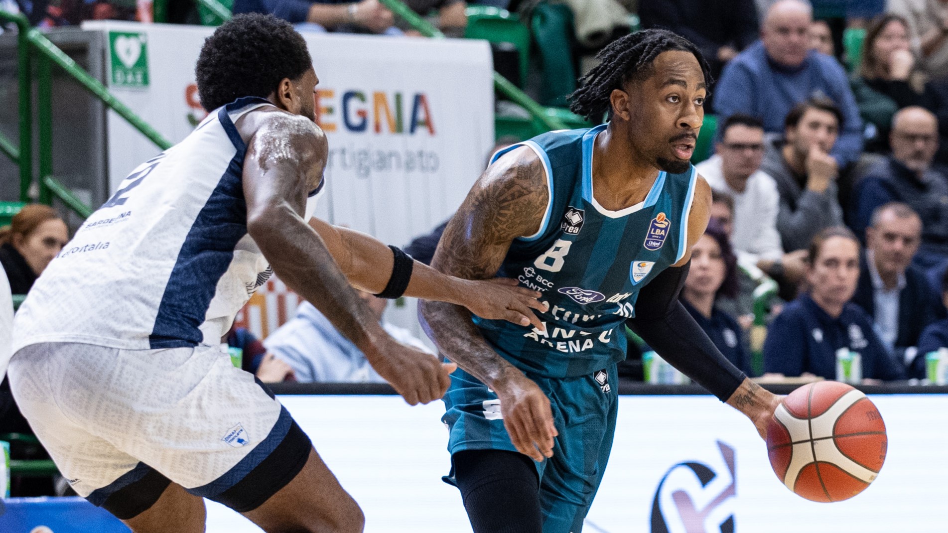 Cantù taglia Bowden, l’americano verso la Germania