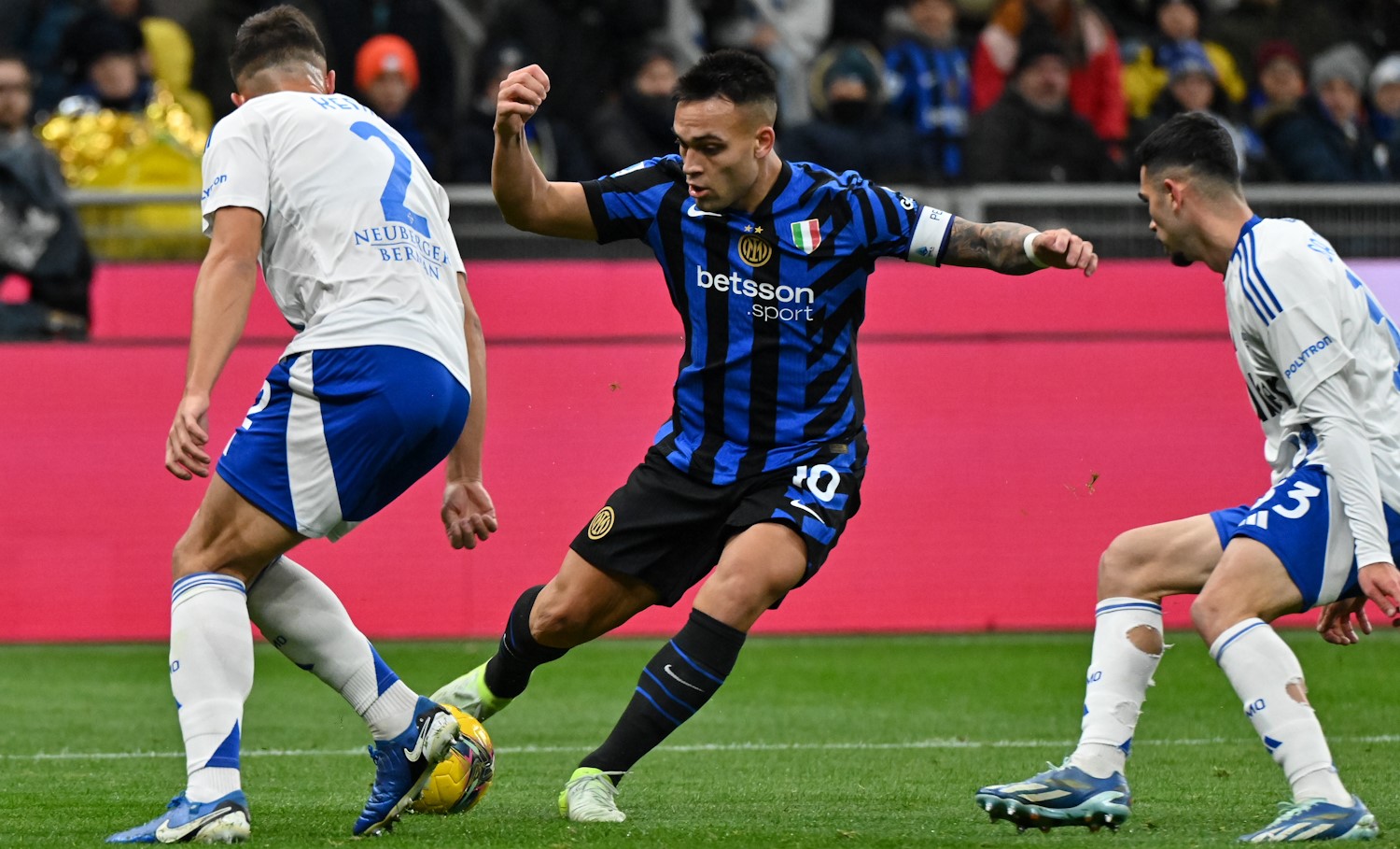 Il Como a San Siro pronto a scardinare la tradizione sfavorevole con l’Inter