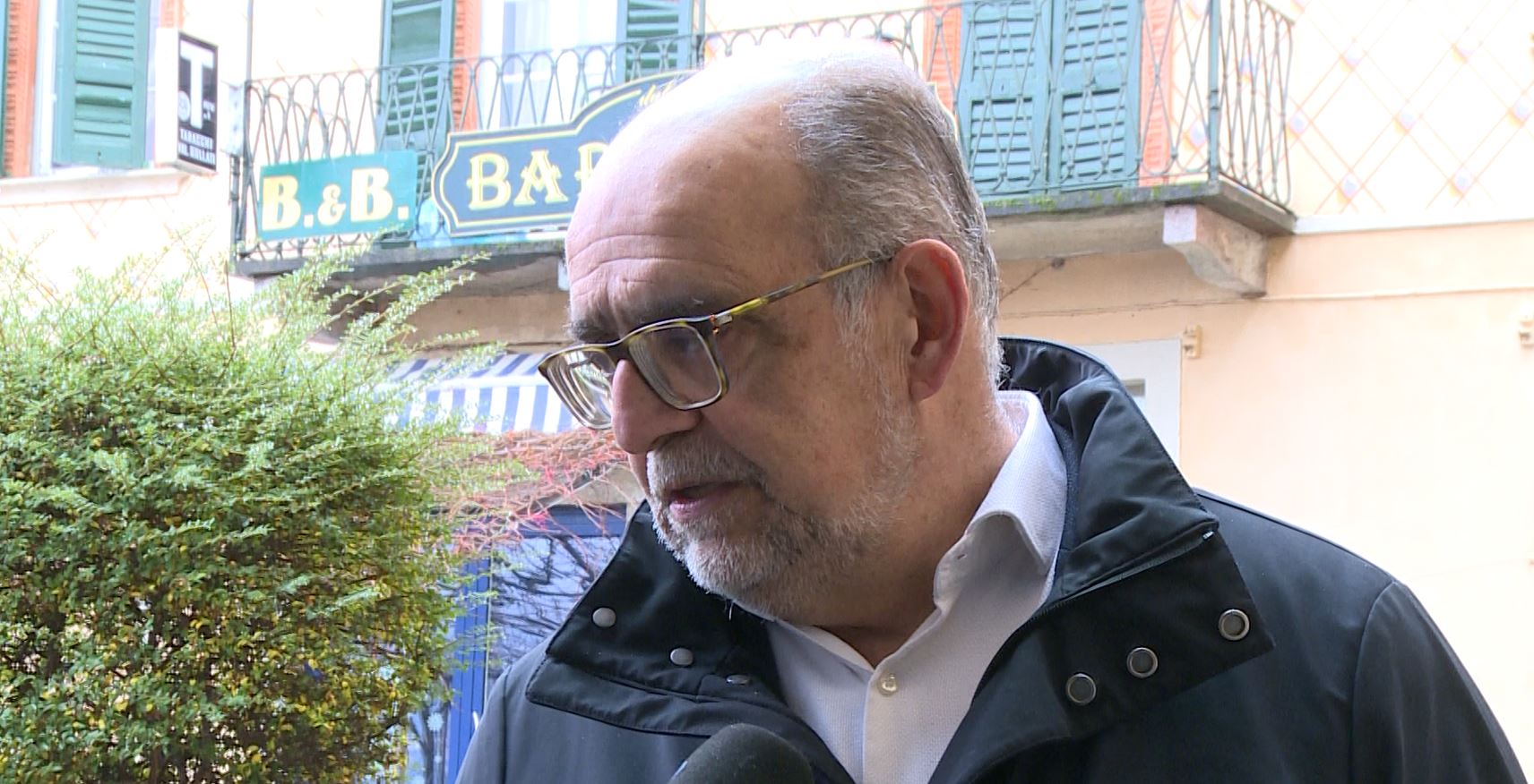 Torno, a tre mesi dall’alluvione ancora 16 persone fuori casa. Il sindaco: “Bloccati dalla burocrazia, scandaloso”