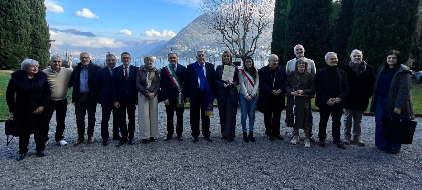 Consegnate le benemerenze alla memoria di don Roberto Malgesini, il presidente Bongiasca: “Un patrimonio da custodire”