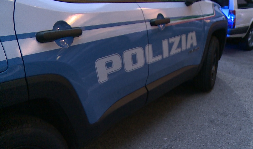 Spaccio di cocaina con consegne a domicilio nel Comasco: arrestati due marocchini