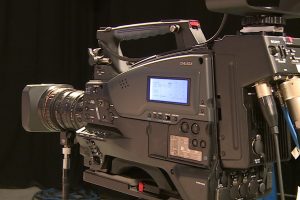 Contributi alle emittenti locali, durissimo scontro. Le televisioni a Repubblica: “Parole false e offensive”