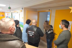 Ospedale Sant’Anna, i Moto Club di polizia e vigili del fuoco in visita ai bambini ricoverati