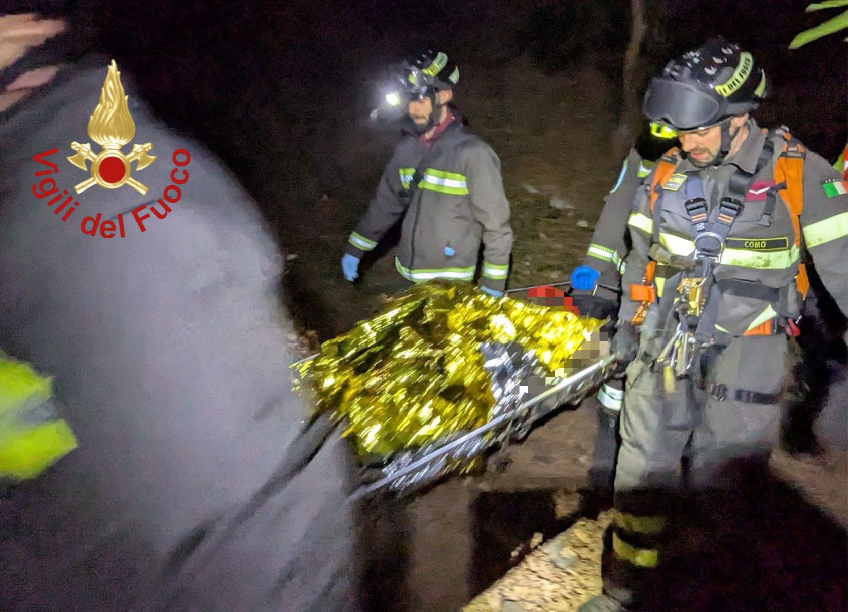 Erba, cade in un dirupo: attivato il piano per le ricerche, donna salvata