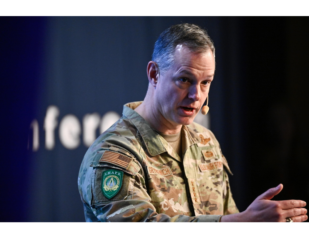 Nato, ‘la minaccia nell’Artico cresce, rafforziamo le attività’