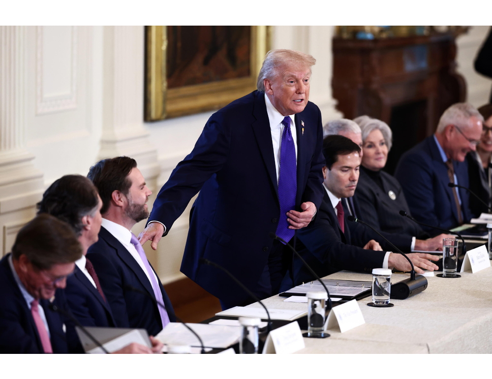 Trump, Cina e Russia possono comprare il petrolio dagli Usa