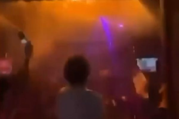 Strage di Crans-Montana, quattro vittime italiane identificate. Ancora due i dispersi. Apprensione per i comaschi coinvolti