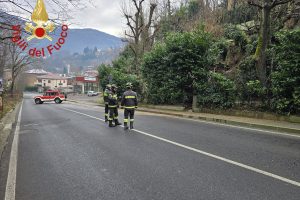Via Carso resta chiusa al traffico per questioni di sicurezza
