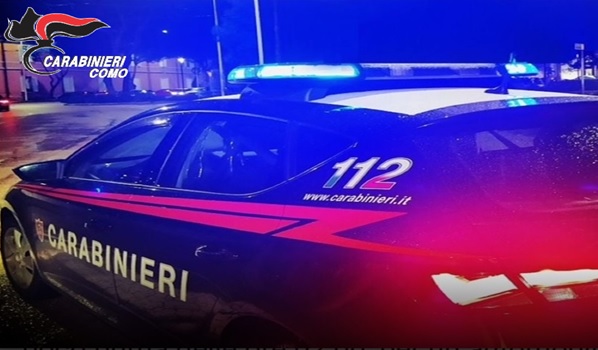 Cantù, usavano carte rubate per prelevare: due arresti